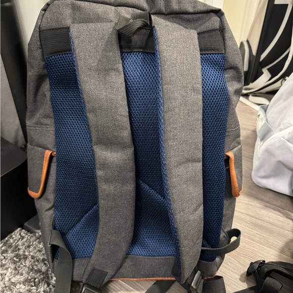 Brand new backpack - Picture 2 of 2